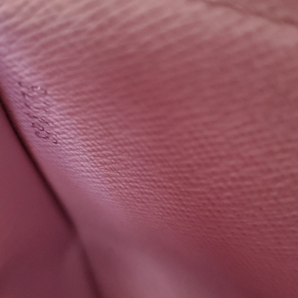 Louis Vuitton Epi Tropical Victorine Wallet - Picture 2 of 7